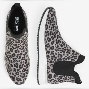 Brand new (no tags) Kenneth Cole Platform sneakers